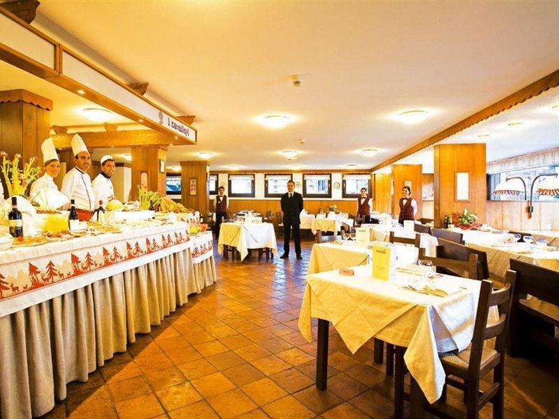 Hotel Ski Club I Cavalieri Rta Sestrières Extérieur photo